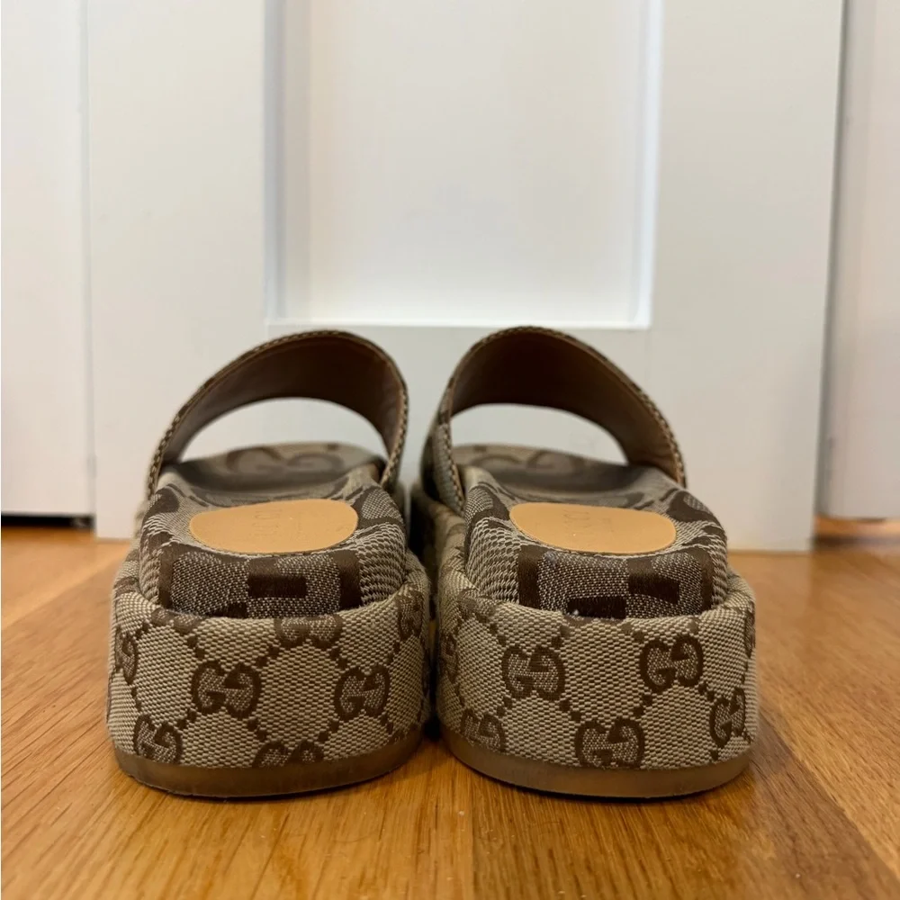 GUCCI Womens Platform Slide Sandal Slip On Wedge Size 7.5 Open Toe - Picture 9 of 9